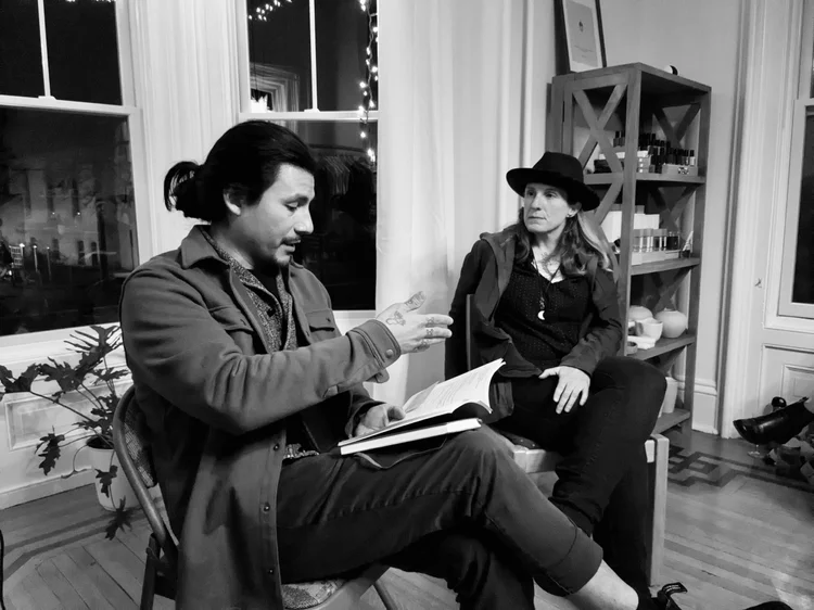 Echo Thread Books | Poets & Storytellers Open Interview